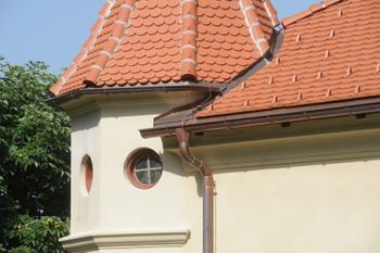 Rotes Ziegeldach